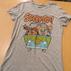 Scooby Doo gray t-shirt, women's small, high low hem